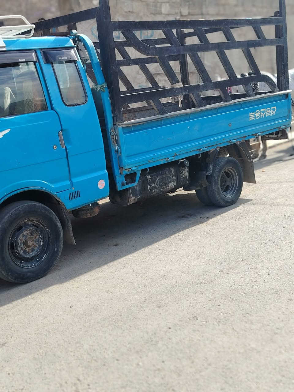 السلام عليكم ورحمة الله
بنكو موديل ٩٦ قماره وربع للبيع مكانها بغداد الفضيليه
رقم انكليزي بغداد شراي يتصل ويدلل ***********
سعرها ٦٠ وبيها مجال حك الجيه
