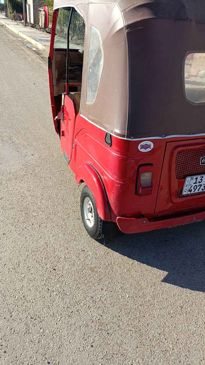 تكتك للبيع موديل 21 شهر11 رقم وسنويه نكليزي تكتك كامله كبل لشارع ربع مذب عليها تخم تاير جديد بيها ضربه بصفحه تكتك تراي مال زيرو محرك اخرس عبالك زيرو  تكتك خير من الله السعر 7900 وبيها مجال المكان ميسان قلعه صالح رقم الهاتف ***********
