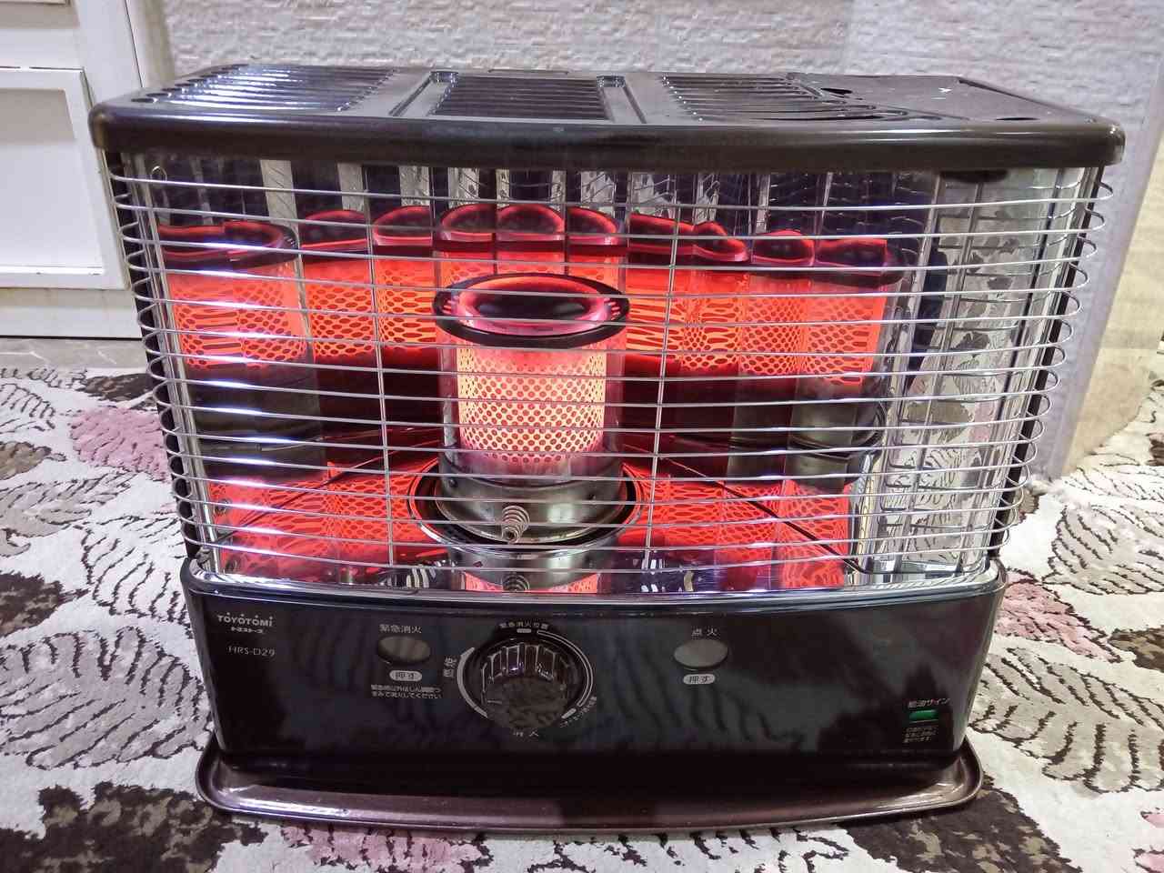 صوبات تيوتومي يابانية نظيفة ممتازة شغالة للتواصل على الرقم ***********
