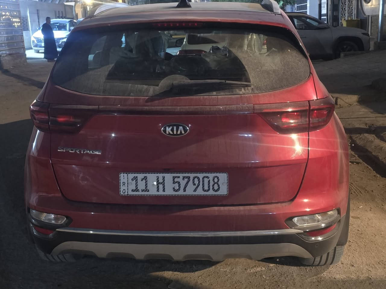 السلام عليكم سبورتج 2020 خليجي  فول الفول 1/1 ماشيه 40 الف حقيقي السياره جديده  كفاله عامه من الصبغ والبارد والتبديل كير محرك تبريد صدر كله كفاله  مكاني بغداد  الشراي يتصل وبالخدمه ***********
