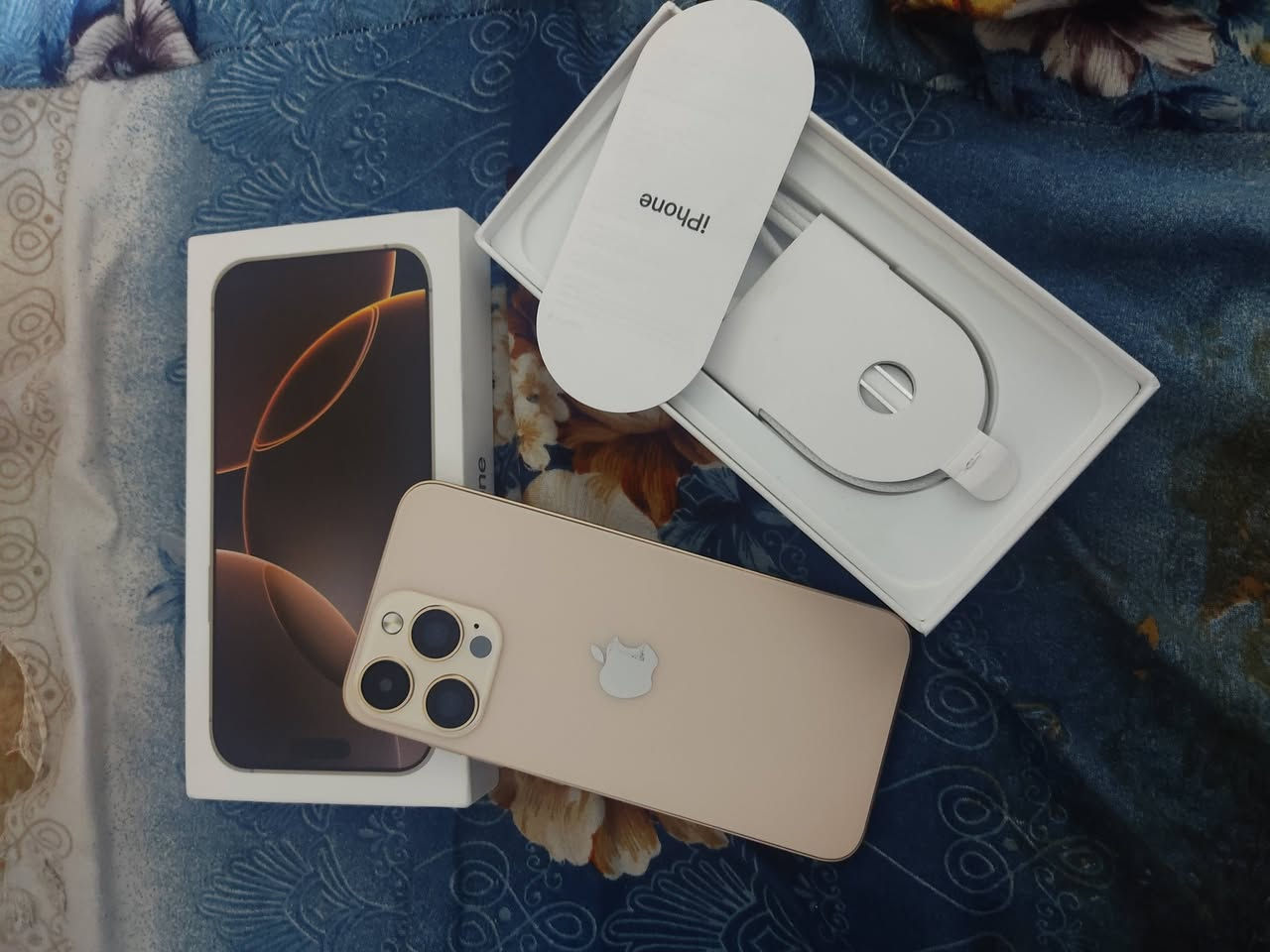 ايفون 16 مجدد نظيف كامل من كلشي بااعله سعر ابيع .


**إذا كنت صاحب هذا الإعلان وتريد حذفه لأي سبب، رجاءا أرسل رسالة إلى الدعم الفني**