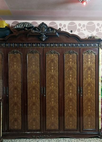 السلام عليكم غرفه نوم للبيع سعر 250 وبيه مجال وذا اكو مراوس عادي العنوان فلوجه حي الوحد خلف احمد ياسين التواصل عله رقم *********** اتصال و واتساب بي
