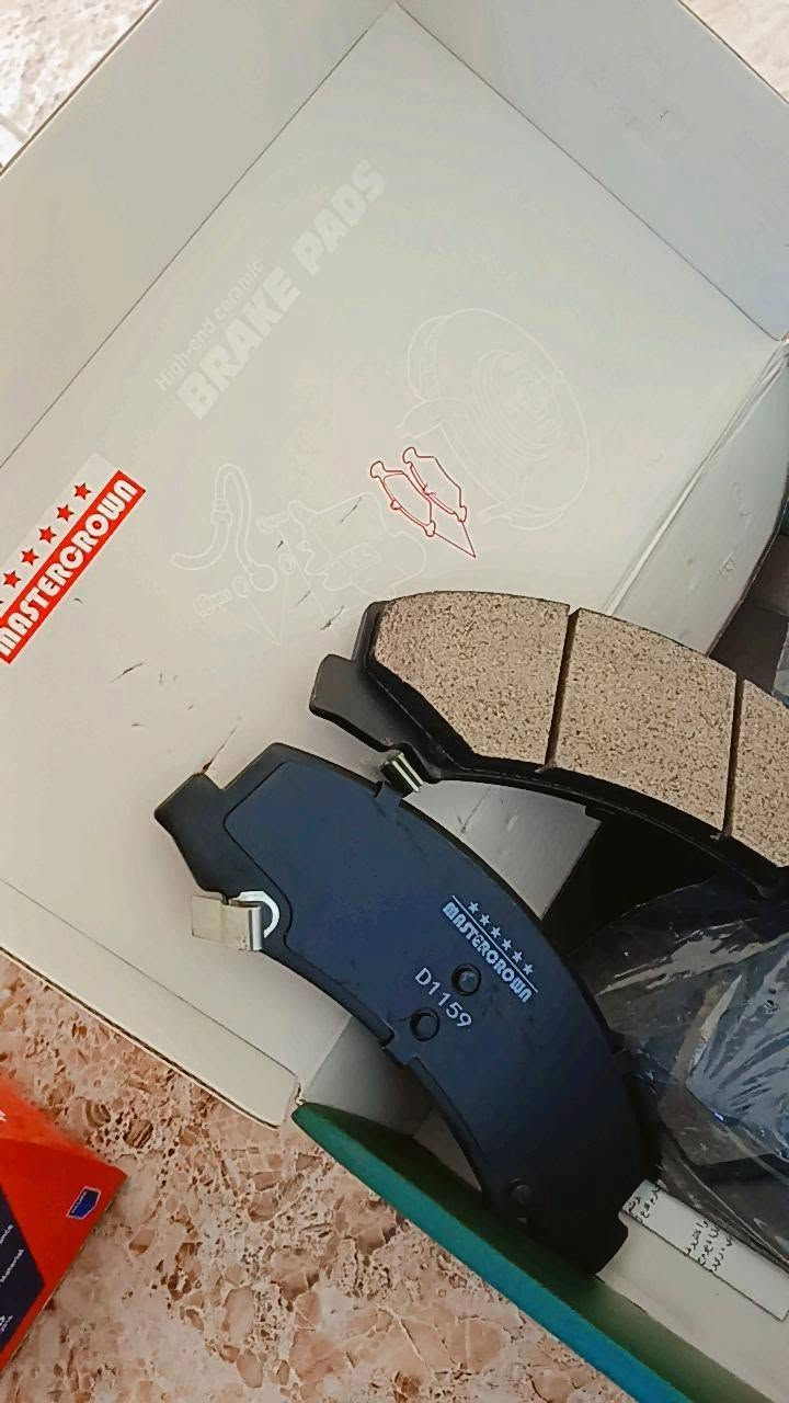 سلام عليكم توفر ادوات تفصيخ فقط امبالا 600/500
فجوج سعر الزوج 35 الف
دسكات تخم امامي خلفي 70 الف ضمان 6 اشهور
باور ستيرن مع صوندات ثنين 45 الف 
طوس درام داخليه يمين يسار سعر الزوج 50 تك 30
شمعات اي بي ار 25 الف 
سطاب وفلنجه وبول برن كلهن ب40 الف 
***********

