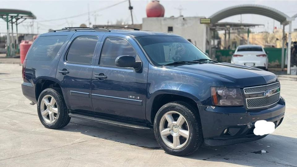 تاهو موديل ٢٠٠٩ ال تي
السيارة جاهزة ما ناقصها برغي 
كير و مكينة مكفولات 
مكفولة من الكص و الانتربول و العشاير و السرقة 
مكان السيارة البصرة 
السعر ٨٥ ورقة و بيها مجال للشراي
ارقام و سنوية بيها 
***********
