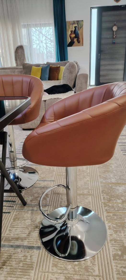 سلام عليكم عندي هاي الكراسي ميني بار بيه قياسين ويتحرك كل اتجاه  ماخذتهم اقساط جدد. 

ممخلصة الدفع بعد اخذت الواحد ٦٥ 
٤٥ وبيه مجال عالخاص نتفاهم


**إذا كنت صاحب هذا الإعلان وتريد حذفه لأي سبب، رجاءا أرسل رسالة إلى الدعم الفني**