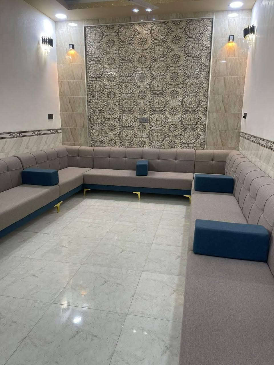 سلام عليكم ديوان شغل بلوك ضمان خمس سنوات سعر متر ٧٥ واكو ١٠٠ مكان مسيب حي المعلمين شارع نهر بحي طلاع واي لون حسب طلب زبون


**إذا كنت صاحب هذا الإعلان وتريد حذفه لأي سبب، رجاءا أرسل رسالة إلى الدعم الفني**