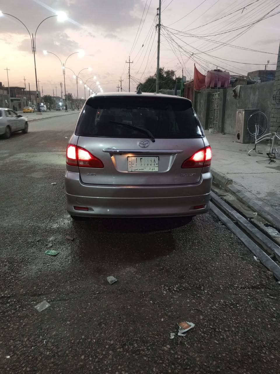 السلام عليكم ابصم بترا للبيع رقم ذي قار موديل 2001 السيارة بيه صبغ حزام والجنطه  مبدله تخم تيارات جاهزه السيارة سعره 110 وبيه مجال قليل تحياتي 
*********** مكان السيارة ذي قار قضاء الغراف
