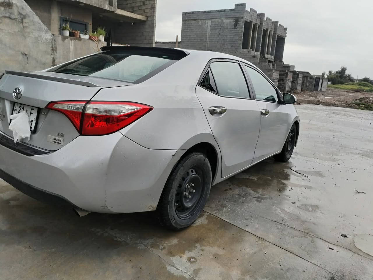 سلام وعلیکوم توێتا کۆرلا 2016سلڤەر گێڕومەکینە وکارەبای بەشەرت گێڕ تۆماتیک سەیارەیەکی توندو تۆڵەوبێ کێشەیە تەقەوڕەقەی بەشەر زۆر پاکو جوان ماوەتەوە چوار تایەی لۆکی لەسەرە سەنەوی تا2030تازەیەکۆبۆنی بانزینی هەیە بەناوی خۆمانەوەیە تەحویلوغرامەبەشەرت سەیارەکە سێ پارچەی بۆیاخە کەمێک لای پاترێکەوە ناوی گرتوە زۆر نیە سەیارەکە هی هیماڵەو هی معرەز نیە زۆر جوانوو تازەماوەتەوە سعر 112گەڵاومەجالێکی برایانە 
ڕقم مۆبایل :***********
ڕقم مۆبایل:***********
