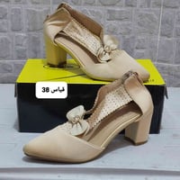 أحذية • مستخدم قليل • مقاس ٥