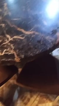 ميز طعام مرمر شي مرتب معه ٥ كراسي سعر ١٢٥$قغل 07715847312