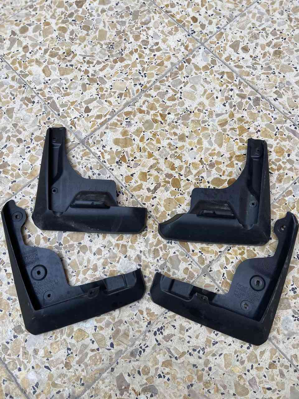 سلام عليكم غراض كورلا
(داش كام كامل سعر75)
(كاعيات ربل اصلي بيه نقص وره السايق سعر90)
(كاعيات كاربد مال صيني جدد سعر40)
(واقيات كورلا اصليات كنديه سعر 30)
(حامله مال تليفون تكعد عل شاشه سعر25)

 الغراض كلهن بيهن مجال 

مكان بغداد سيديه 

رقم ***********
