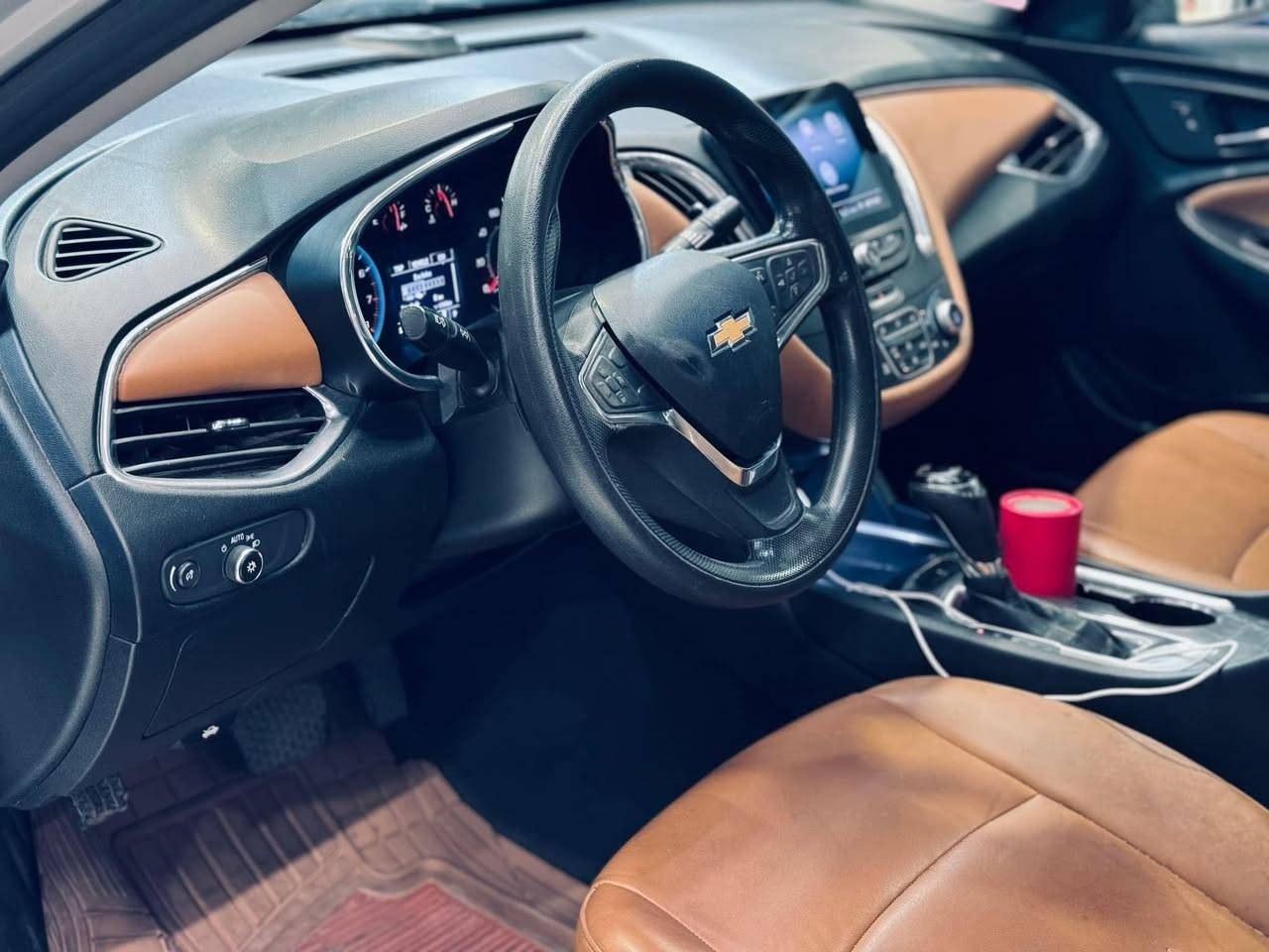 شيفرولية ماليبو LT موديل 2019 لون سلفر
#الضرر  : بسيط جدا خلفي جنطه 
#الرقم : مرقم نجف الرقم الحديث ( تم تحديث الرقم)

#المواصفات :

▪️السيارة : شيفرولية ماليبو
▪️المحرك : 1.5L توربو (اربعة سلندر )
▪️حجم الويل : ويل كب حجم 18
▪️بصمات عدد 2 للأبواب مع بصمة جنطة وبصمة تشغيل وتشغيل عن بعد
▪️لايتات اصفر مع كشافات دعامية LED
▪️شاشة الدشبول حجم كبير ( ايباد )
▪️كامرة خلفية دوارة اصل مع الستيرن
▪️كشنات السيارة جلد بيجي
▪️تدفئة لكشنات المقدمة
▪️تحكم فول كهرباء لكرسي السائق
▪️قطعتين تبريد امامي وخلفي
▪️ تشغيل عن بعد
▪️جنطة كهرباء
▪️سستم صوت 
▪️تحكم ستيرن جهتين بلوتوث وحاكية وكروس سرعة وتحكم صوت 
▪️نظام ABS مانع انزلاق

م/ السياره ضايف اله منظومه غاز جدا عمليه داخل ورشه الحكومية وتنسى الصرف المحسن نهائي و تكدر تشيله اي وقت يعجبك 

السعر المطلوب : 105 ورقة مع المجال
 المكان : النجف الأشرف 
الاتصال على :*********** للتواصل
