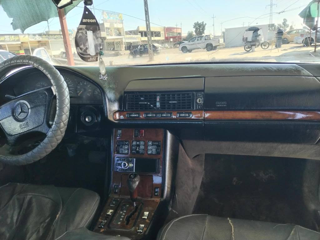 مارسیدس شەبەح 1995 چوارسەت هەزار غەرامەی تیایە بەشەرتی تەحویل  گێرو مەکینەی بەطەی سێ هەزار دیلکۆ  دەعامی بۆ دەعامی بەشەرت سبوغ عام بۆ جوانی کراوە هەمو کارەبای ئیشەکات نرخی 48 مەجالێ کەم  ژمارە مۆبایل *********** ئەم ژمارە واتسابی لەسەرە السليمانية, العراق
