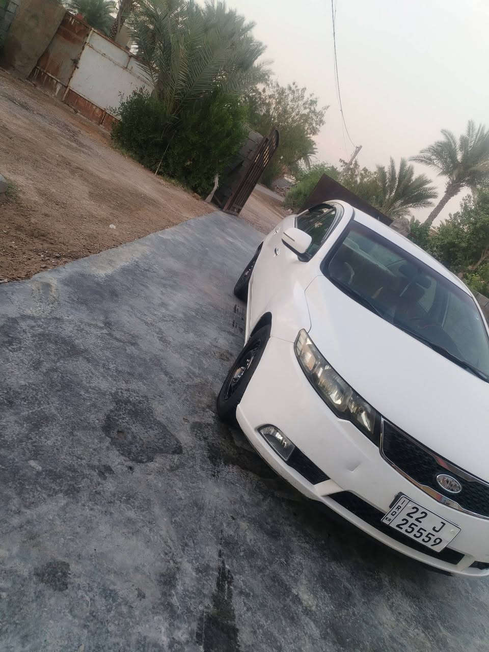 سلام عليكم ورحمة الله وبركاته
سيراتو البيع موديل ١٣
سونار داخل صور ونتصل ودلل
***********
***********
