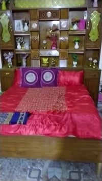 غرفه خشاب للبيع نضيفه كامله سعره مليون وبيه مجال للتواصل عل رقم 078240...