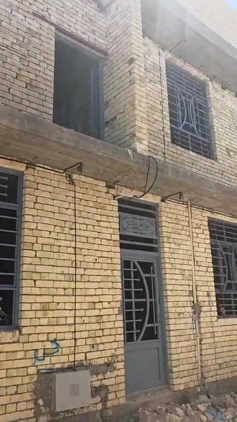 للبيع
بيتين كل بيت 50متر كربلاء حي لامامين شارع لسيده نرجس تفاصيل داخل المقطع 
للاستفسار 
***********
***********
مكتب المجاب للعقار
