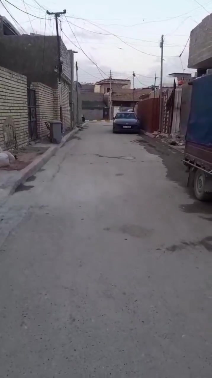 يا الله اللهم صل على محمد وال محمد بيت للبيع مساحه 110 متر المكان المعسكر البلديات يم صوره مال لامام علي ***********
