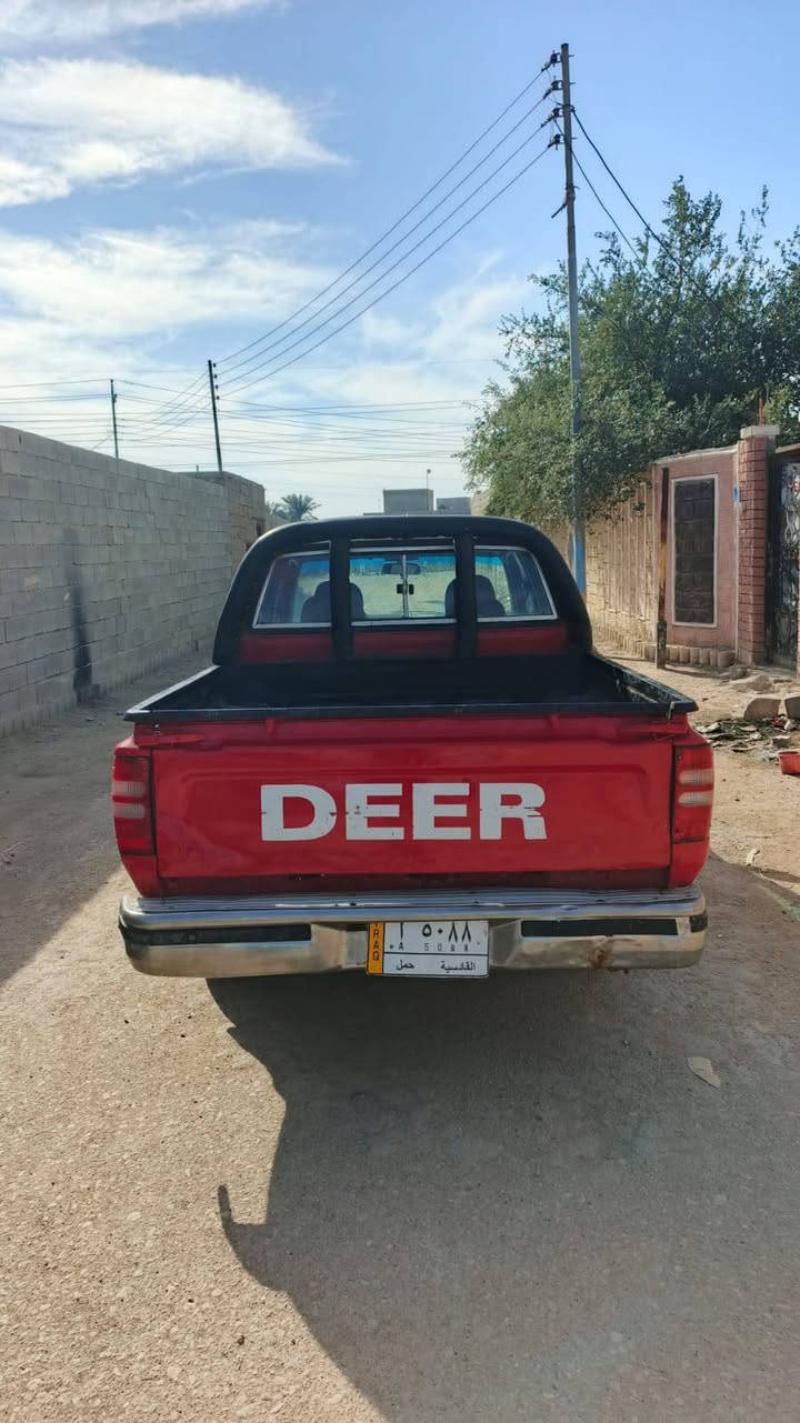 السلام عليكم بيكم DEER موديل 2010كير ومكينه نضيفه مصبوغه جماليه دواخل نضيفه رقم قادسيه شرط تحويل مباشر مكانها البصره سعر 43 وبيها مجال بصيط ***********
