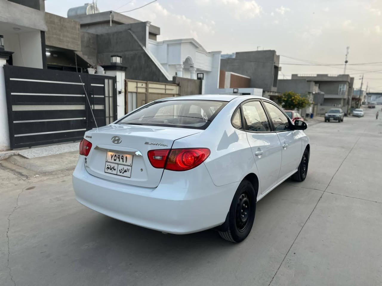 السلام عليكم النترا 2011 بيها قطعه واحد صبغ وبعض ملاحظات بارد سياره بيها دفتر بنزين *********** كركوك
