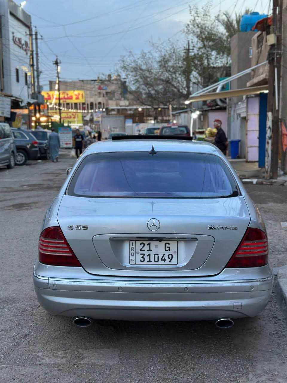 السلام عليكم للبيع 
مارسيدس S55 AMG اصل العداد 320km/h موديل 2000 من النوادر كفالة عامة عدا باب خلف الصدر صبغ اثر شخط فول الفول ميحتاج اذكر شنو بالك مواصفات بيها الصور تحجي مقاعد خلفية منفصل Vip ماشية 216 الف كم مملعوب بيها وضع شركة سبير منازل السعر150 ورقة رقم سليمانية شرط التحويل للاستفسار ***********
