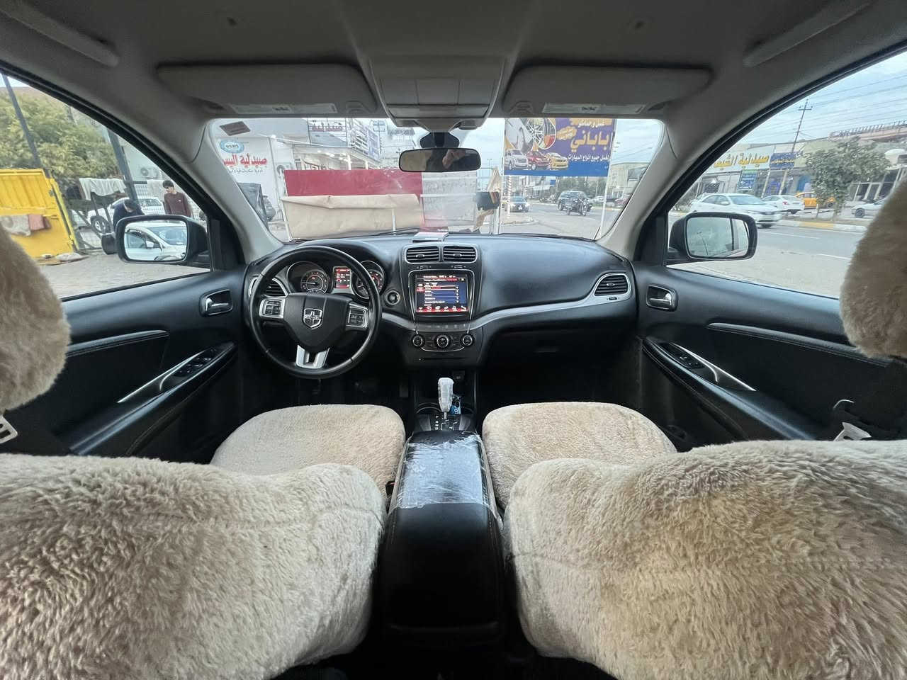 بۆ فرۆشتن دۆج جۆرنی مۆدێل 2018 V6 شەش بستۆنە فول مواسەفات یەک پارچەی پێوەیە سەیارەک جاهیزە مەسروفی تیا نیە 160کەمێ مەجال .کێی حەزی لێبو ئەوە رەقەم موبایل***********
