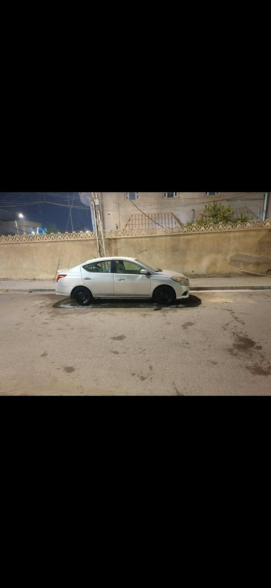 نيسان فيرسا موديل16
مراوس ب كوري. فقط 
او بيع السعر 85
السياره بيه  خشم جاملغ وبنيد   وكلشي نفسه راجع 
وبيه  ربع دوسه ونص باب صبغ السياره
ليبل واحد كله 
مكينه1800
مكينه گير كفاله
حداده توني نفاضها حته فريم ممه مبدل 
سياره.  نضيفه نصبه تخبل 
تبريد تتدفئه كله شرط
ماشيه 150 حقيقي
سنويه 30 هزه صاعده راعيه يمي بل بصره 
مكاني البصره شارع المقاولين 
*********** البصرة, العراق
