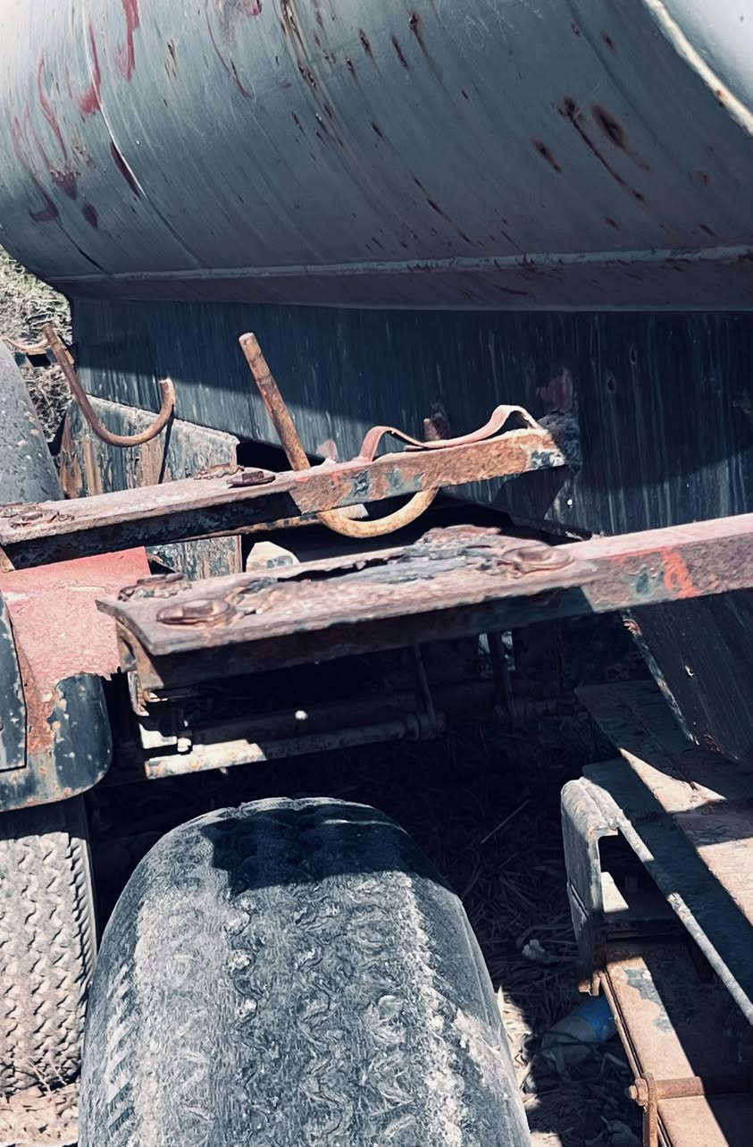 مقطوره بلادي للبيع  نظيفه
***********
