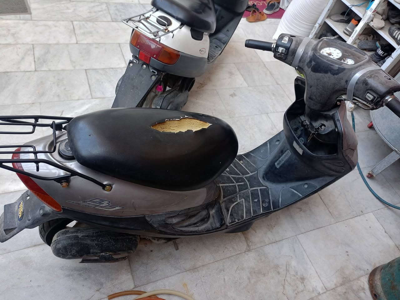 السلام عليكم اعاده نشر بسبب الوعود الكاذبه دراجه بيجي للبيع لون رصاصي الدراجه خير من الله كهربائيات شغاله عدادات شغاله مامفتوحه الدراجه مكان الدراجه ناصريه مركز الاستفسار عن السعر ***********
