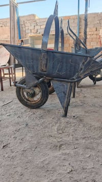 معمل • اياد الهيتاوي • ديكور