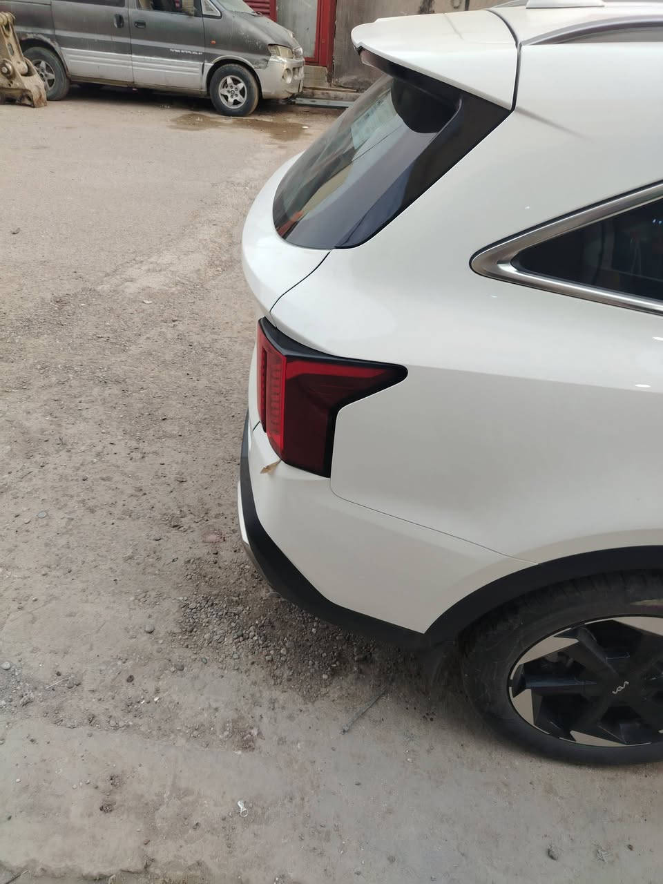 سورنتو ٢٤ كفاله عامه ماشيه عشره الاف 

***********
