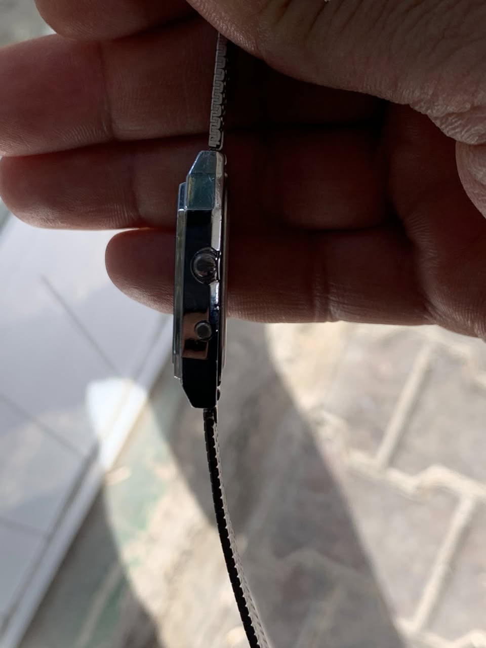 السلام عليكم…جمعة مباركة للجميع
ساعة سانيو موديل Ana-digiانتاج قديم نهاية ثمانينات
نظافة تامة
كرونوكراف منبة (جرص)
ابعاد٣٢-٣٨
اصلي ياباني 
السعر٧٥ الف وبيها مجال للطيبين
***********
