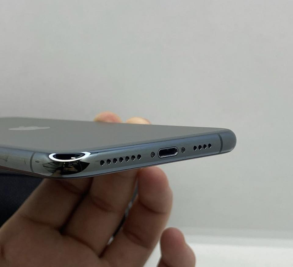 آيفون 11برو ماكس (دبل سيم )ذاكرة 256
بطارية 87 كله بلادي شرط تأخذ كامل غراض ويا الجهاز جديدجديد.السعر 425 الف. ***********
