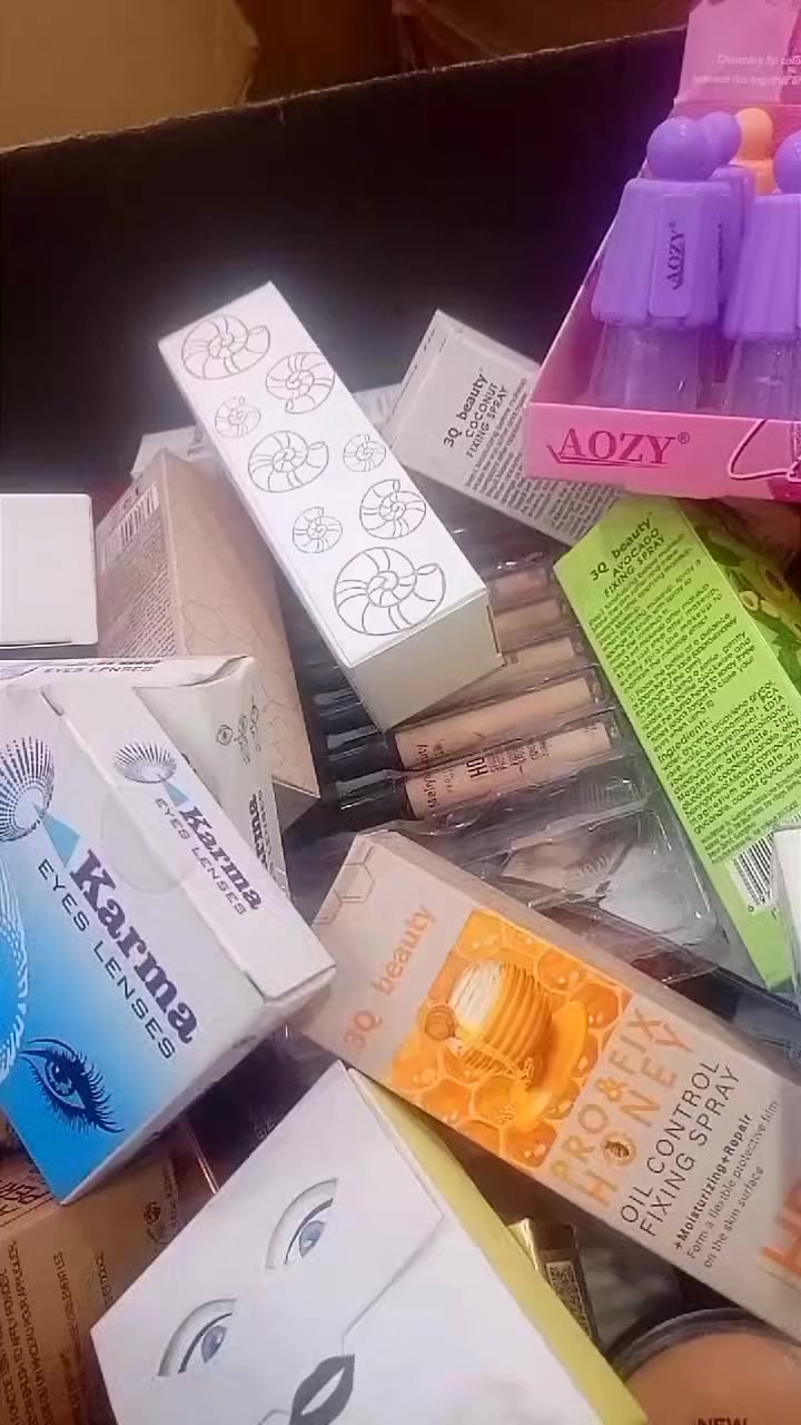 شلعة مكياج مشكل تجنن أكثر من 100 قطعة ب 100 الف واصل


**إذا كنت صاحب هذا الإعلان وتريد حذفه لأي سبب، رجاءا أرسل رسالة إلى الدعم الفني**