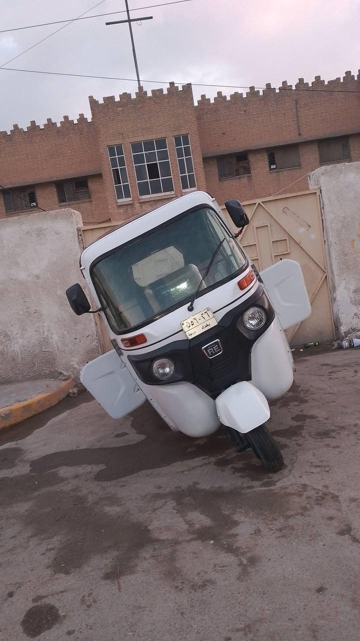 السلام عليكم اخوان تكتك 21شهر التاسع رقم وسنويه تحويل ثاني يوم المحرك مكفول من التبخير والتنقيص التكتك معمره فقط دوس وبارد بل صفحه شبر التكتك خير من الله كلجات والكسل مكفول السعر 8ونص وبيه مجال حك الجيه شي بسيط ***********
