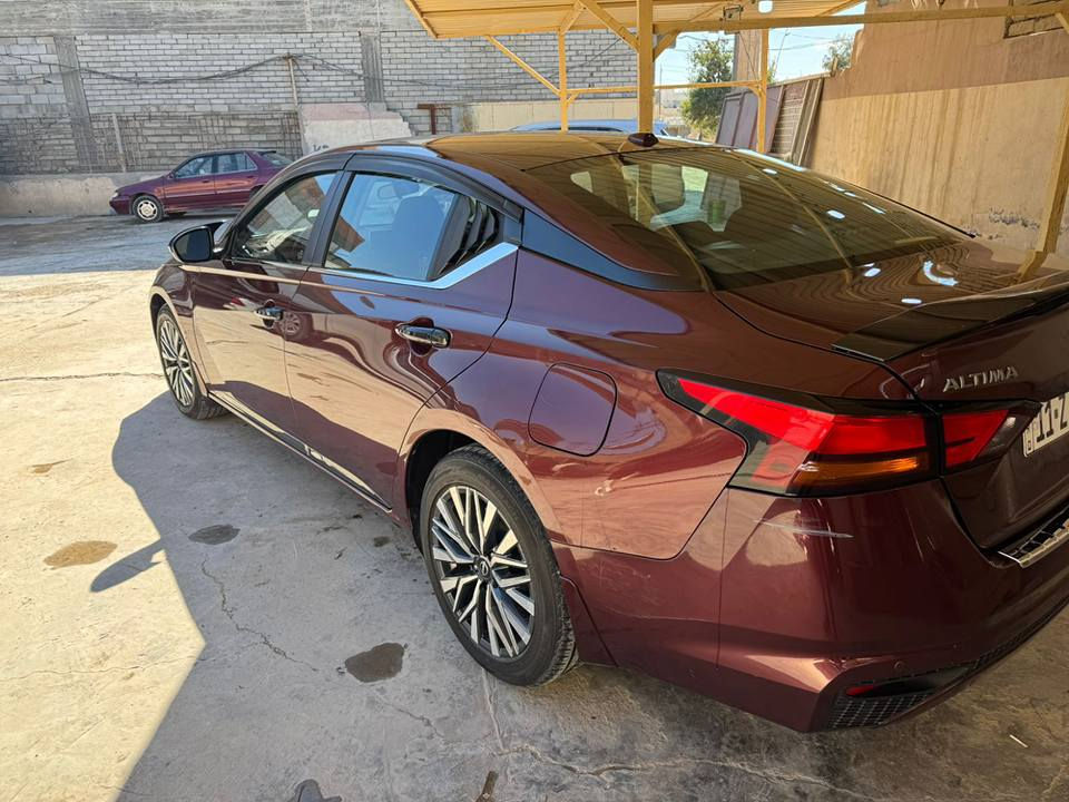 سلام عليكم مكلف بالنشر 
نيسان التيما
2023
ماشيه 53 الف M
مواصفات SV 
محرك 2.500 
رقم بغداد بأسمي 
وارد امريكي 
محرك وكير سليم 
باقي التفاصيل موضحه بالسونار والصور سعر ١٥٨ وبيها مجال مكانها سامراء اتصال فقط 
0772 239 7227 سامراء, صلاح الدين
