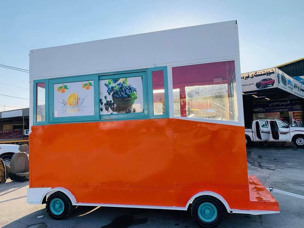 کەرەڤانەی موتحەرک : بۆ فرۆشتن
بۆ مطعم و ساردەمەنى و چاخانە و
 فرۆشتنی پاقله و شێلميش دەبيت
به دەست دێت و دەچێت به ئاسانى 
3.5 سێ مەتر و نيو درێژه  
2 دوو مەتر پانه 

سـعـر : لە کۆمێنت داوابکە ڕاستەوخۆ بۆت دێت📩

چوار تايەی پتەوی  رافيعەى لەژێره
 هيچ كات پەنچەر نابێت لايتەكانى كار دەكات 
و کارەبای مەزبوتە

ژمارەی خاوەنەکەی 
***********
