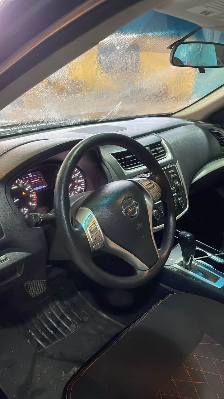 ئالتيما ٢٠١٧ امريكي 
٣قطعيت سنكي به غ بي ليدان 
په ره شوت ب شه ر نه په قينه 
جار تايريت ني يت بنفه 
شني يا پو لش كري
ره قه م جديت سه نه وي ياب سه ر فه جويي ساله كي 
ته حويل وه كاله بشه رتن 
سعر ١٠٨ پيجه كا مه جالي دهوك, العراق


**إذا كنت صاحب هذا الإعلان وتريد حذفه لأي سبب، رجاءا أرسل رسالة إلى الدعم الفني**