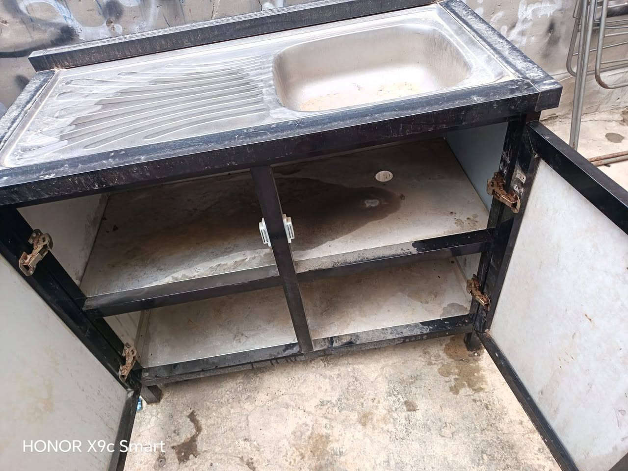 للبيع مكاني سيديه ***********
