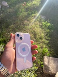 آيفون 13 • ٢٥٦ • بطارية ٨٣٪