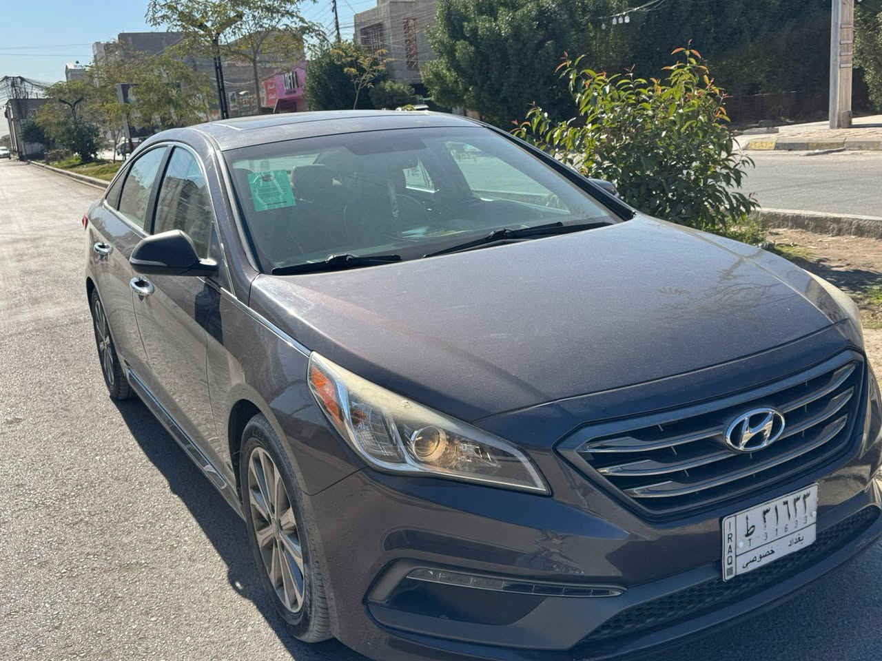 السلام عليكم 
مره خصه الادمن المحترم 
للبيع هونداي سوناتا موديل 2017 واريد أمريكي 
فول مواصفات لمتد 
كشنات جلد وكهرباء وتدفئه 
شاشه وكامره وحساسات ورادار خلفي ورادار جانبي 
قطعتين تبريد 
فتحه سقف 
ماشيه 55 مايل 
كير ومكينه وصدر كفاله 
حادثها جاملغ خلفي وقبق صندوق فقط وصور الحادث مرفقه بل منشور 
السعر 127 وبيها مجال 
رقم بغداد وشرط التحول 
مكان السياره بغداد السيديه 
*********** بغداد, العراق

