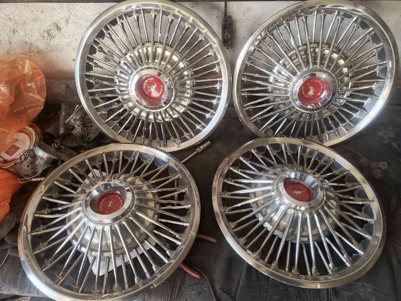 السلام عليكم كبات موستنك لا عوج ولا سيم بيع أو مراوس ب 63 المكان البلديات ***********
