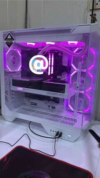 تجميعة كاملة • RTX 5070 Ti • Ryzen 7 7800X3D