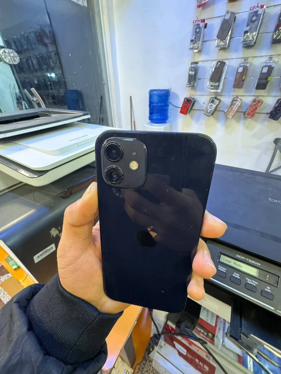 ايفون 12
مبدل بطاريه وشاشه مال تفصيخ 

ذاكره 128 

جهاز مكفول سماعات داخليه خارجيه كلشي شغال فيس ايدي شغال سعر 270

شراي يتصل ***********
