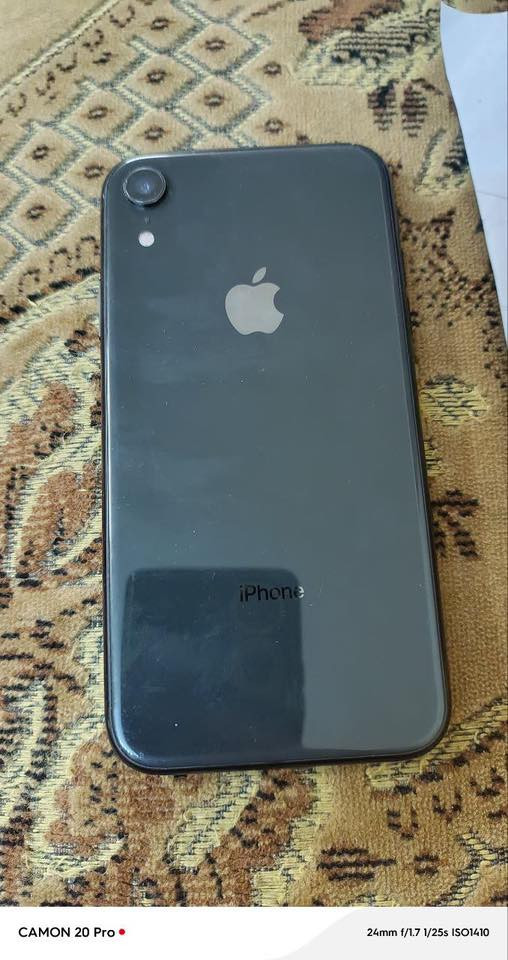 بسبب الوعود الكاذبه اعيد النشر للبيع فقط ايفون اكس ار ذاكره 64 بطاريه 76 الجهاز نورمان مامفتوح ضد المي الجهاز نضيف مال بيت السعر 150 وبي مجال حق جيتك للتواصل والاستفسال الاتصال على الرقم ***********
