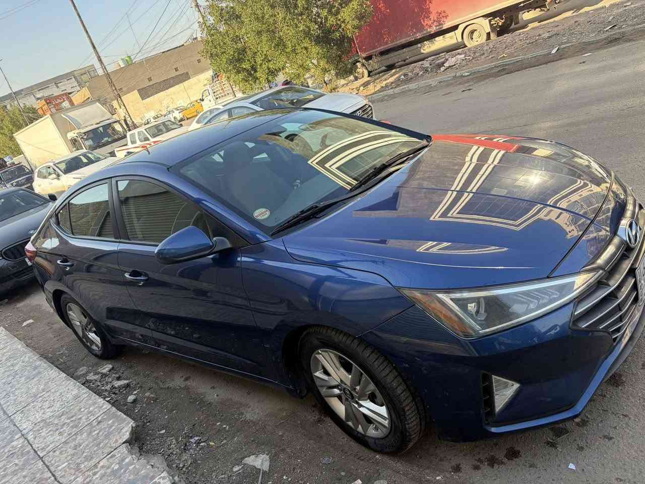 للبيع
للبيع النترا وارد امريكي موديل ٢٠١٩ 
ماشية ٧٠٠٠٠ الف ميل رقم بغداد بأسمي 
وعلى ايدي اني مستوردها 
ضربتها شخوط من الجاملغ اليمين والبابين بدون تبديل بدون ايرباك بدون تبديل اي قطعة 
كير AT رادرات وتحديد مسار وكاميرا وشاشة 
مسويلها صيانة كاملة 
طبعا السيارة معمرة بالامارات ومصبوغة القطع الي بيها الضربة بس للاسف جردت 
الي بيها شنو حاليا 
كاميرا تحديد مسار عاطلة 
والكير البك مرة يأخر ومرات لا 
ابيعها مثل ما هي رايدها ب ١٢ الف $ وبيها مجال للجاد والشراي 
مكاني بغداد حي الشباب او كمب سارة 
رقم الشاصي من ضمن الصور 
***********
