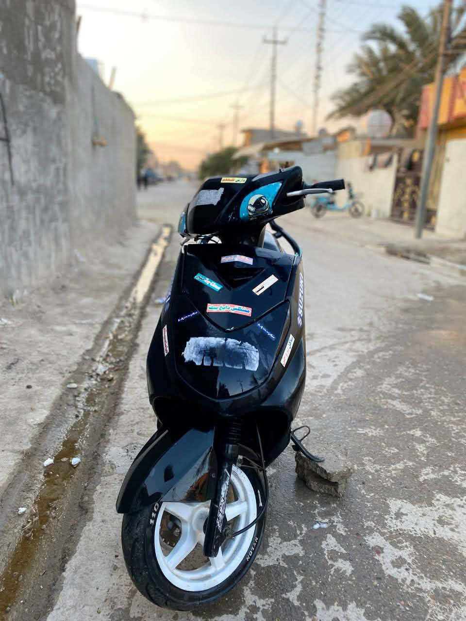 السلام عليكم دراجه سكنس فحل دراجه طافيه يرادلها ضفيره تجفيت جديد السعر 300  او مراوس شعندك دز وبيه مجال رقمي ***********
