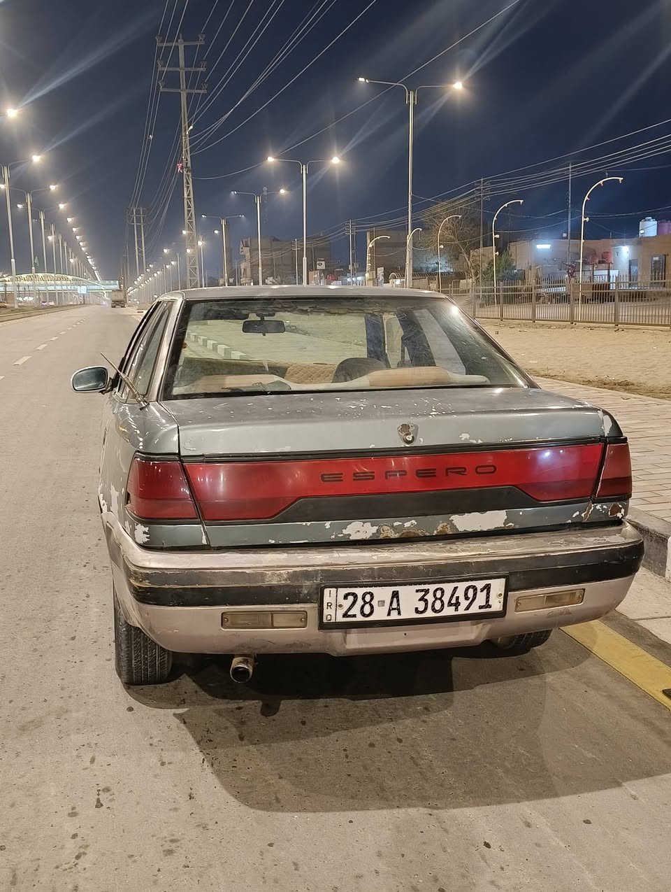 السلام عليكم
دايو اسبرو موديل 1996

رقم انكليزي

كير ومكينه كارتون

كير اوتماتيك 

حداديه جديده

كهربائيات كلها شغاله

فقط بيه تكيلات معجون من كدام مثل ماواضح بالصوره

سياره خير من الله العنوان النجف الشرف

اللستفسار ***********

مكلف بالنشر
