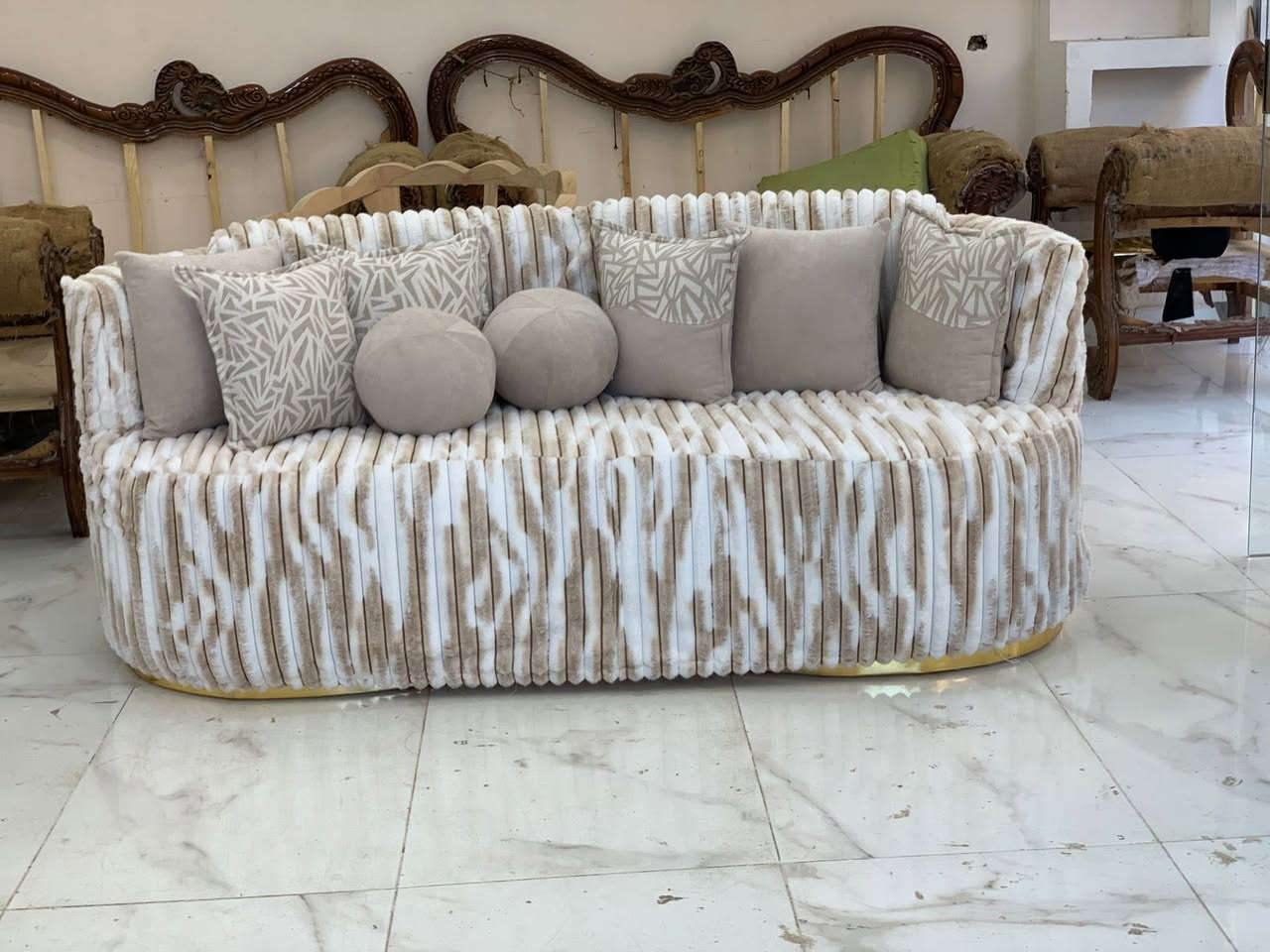 يوجد مجلس لسة جديد معمول عمولة موجود الحسينية شارع بورسعيد سبب البيع المقاسات تغيرت ومعاك قسوة 
01091535093


**إذا كنت صاحب هذا الإعلان وتريد حذفه لأي سبب، رجاءا أرسل رسالة إلى الدعم الفني**