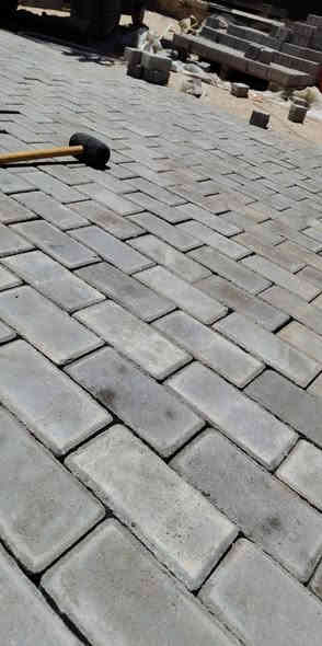 السلام عليكم مستعدون الي جميع انواع مقرنص كربستون ساقي نعمل الى جميع المحافظات شرط  استلام مهندس /بادارة مقاول مصطفى محمد الشمري  اتصال عل ارقام 
*********** 
***********
