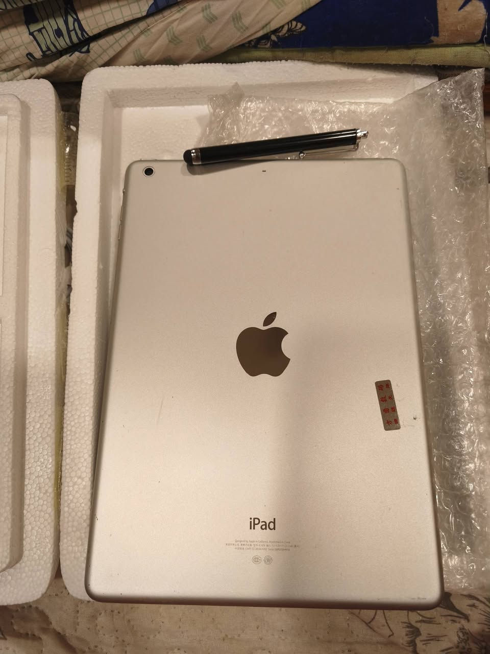 آيباد ابل- Air 1 – 16GB – WiFi – نظيف – شغال 100%”


**إذا كنت صاحب هذا الإعلان وتريد حذفه لأي سبب، رجاءا أرسل رسالة إلى الدعم الفني**